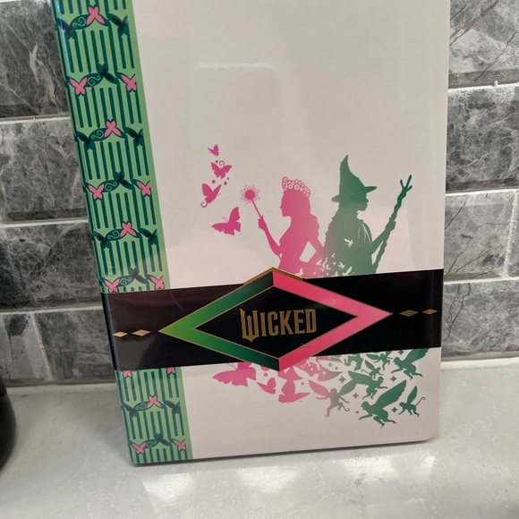 Wicked pillow with Journal - Picture 3 of 4